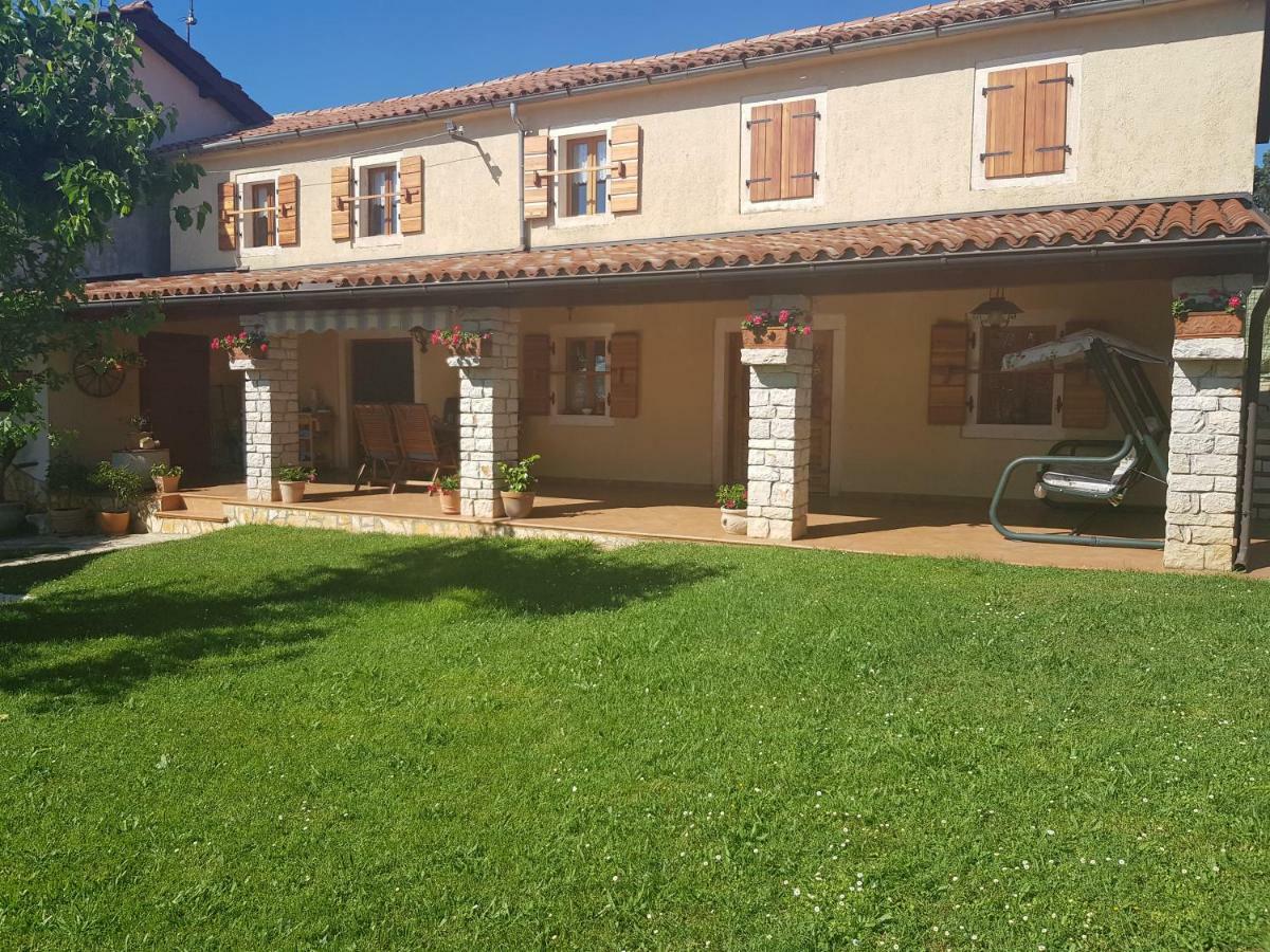 Villa Casa Istria à Buje Extérieur photo